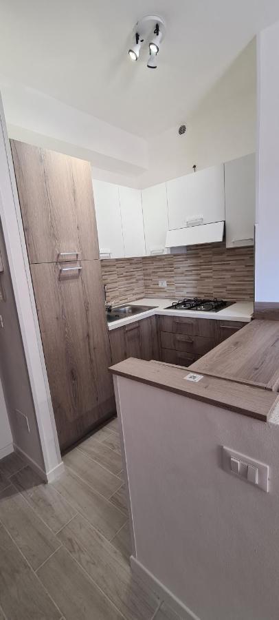 Residence Apollo - Walterigato Apartments Solo Per Famiglie Лидо-ди-Езоло Экстерьер фото