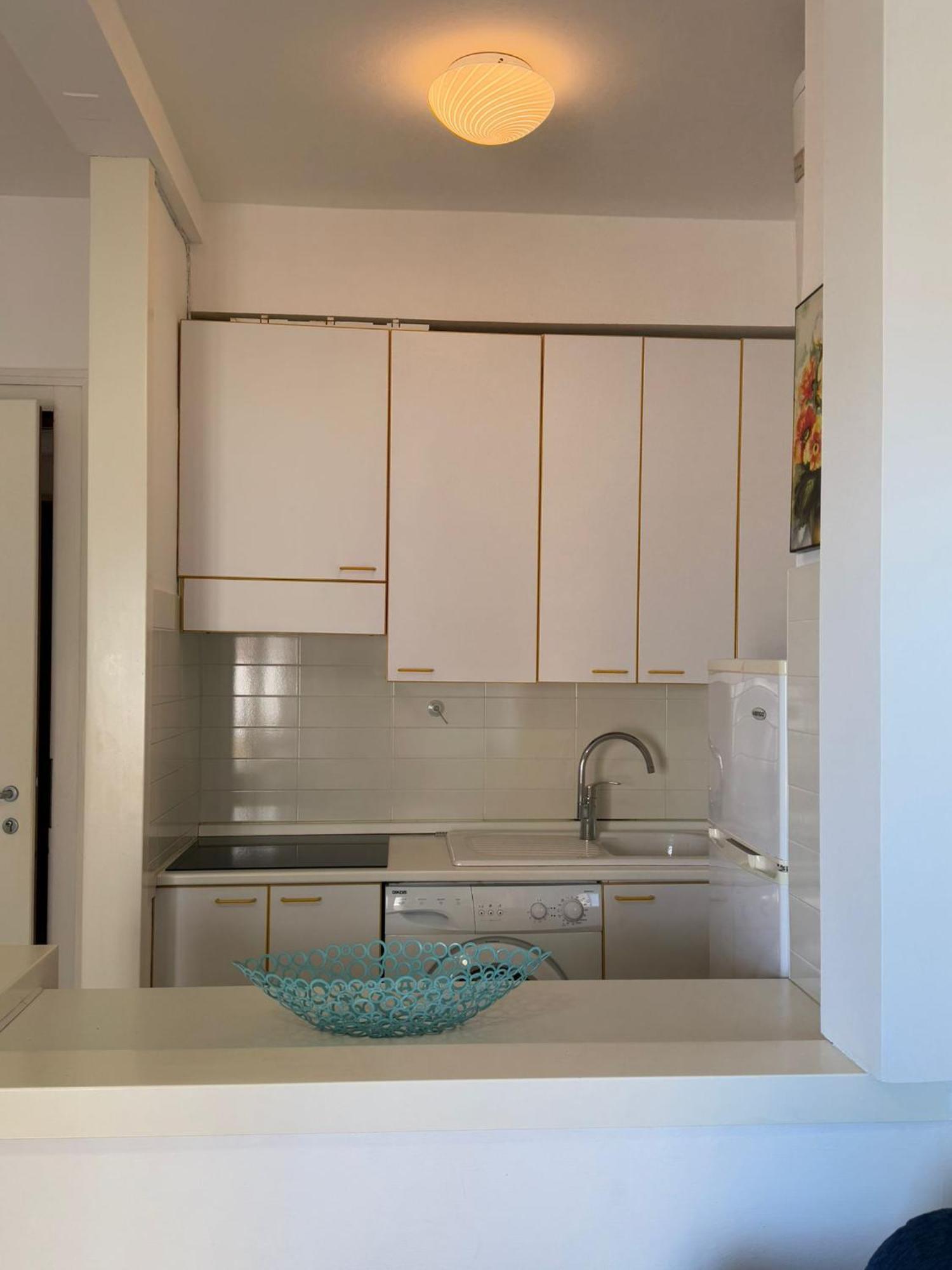 Residence Apollo - Walterigato Apartments Solo Per Famiglie Лидо-ди-Езоло Экстерьер фото