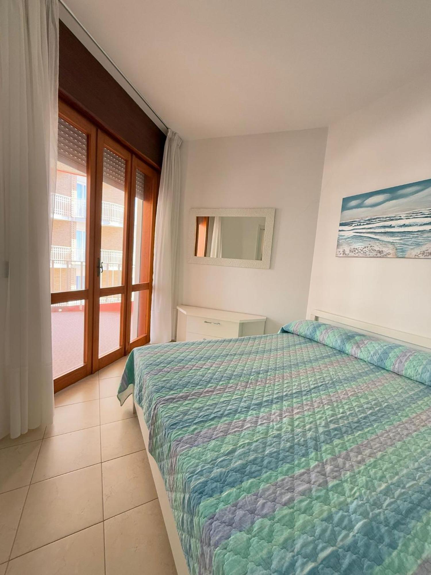 Residence Apollo - Walterigato Apartments Solo Per Famiglie Лидо-ди-Езоло Экстерьер фото