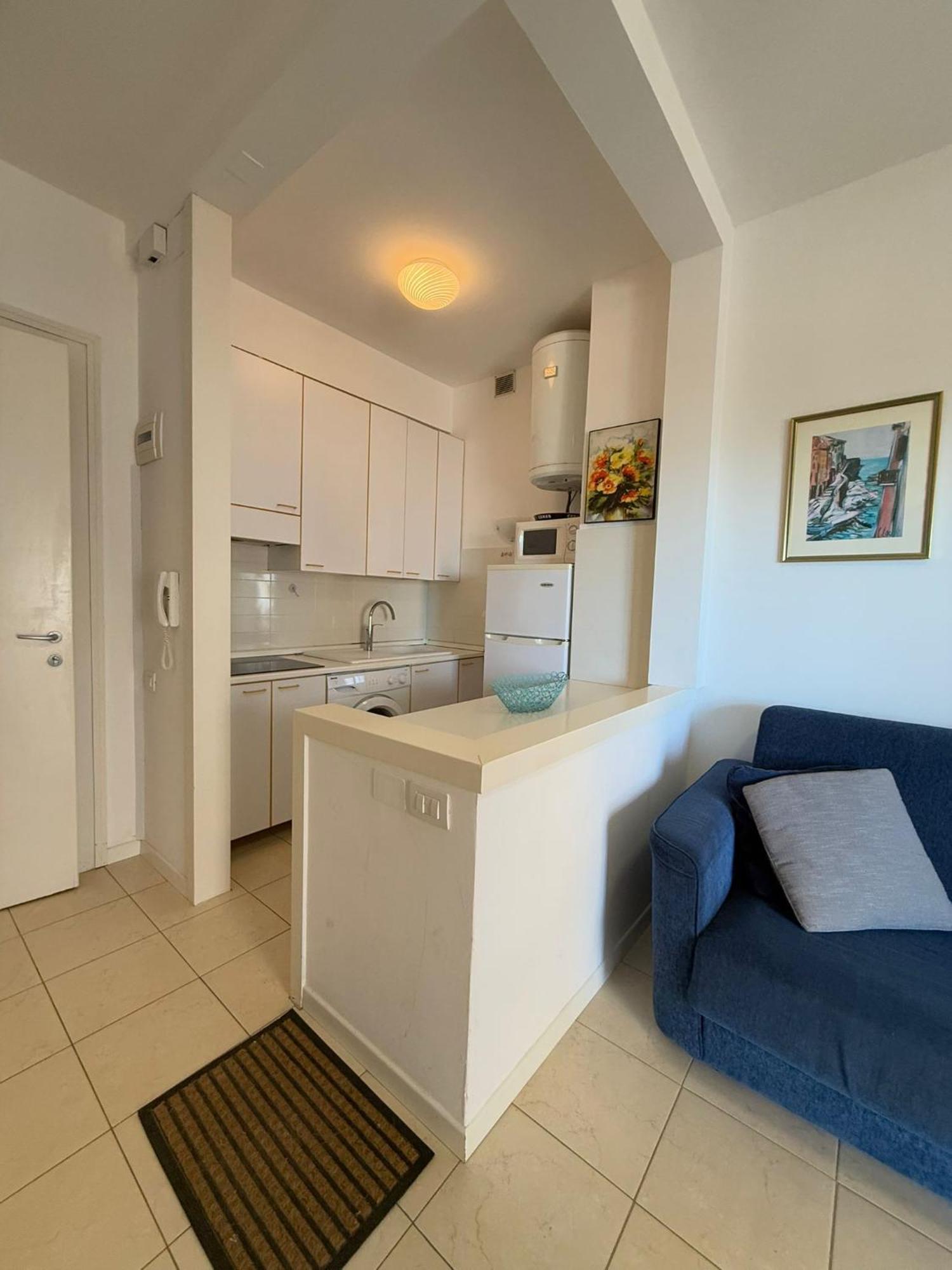 Residence Apollo - Walterigato Apartments Solo Per Famiglie Лидо-ди-Езоло Экстерьер фото